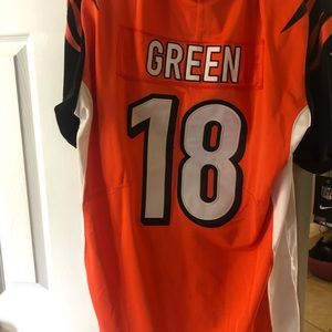 Bengals AJ Green #18 medium Jersey NWT